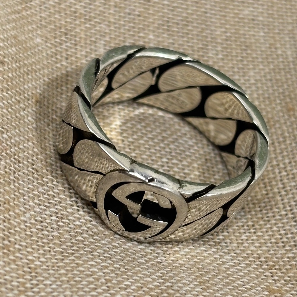 Gucci Interlocking G Silver Ring - image 2